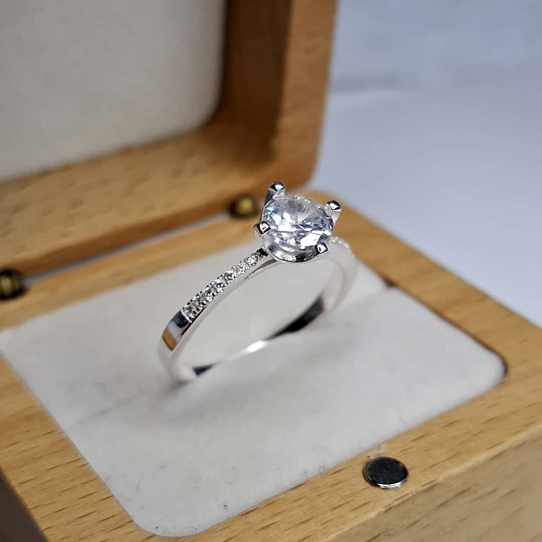Anillo De Compromiso Sencillo Minimalista Plata 925