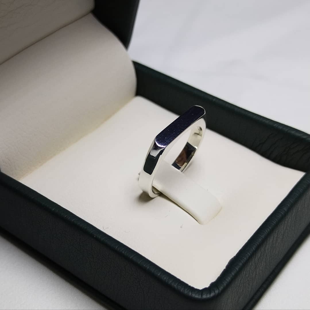 Anillo Sencillo Para Hombre Plano